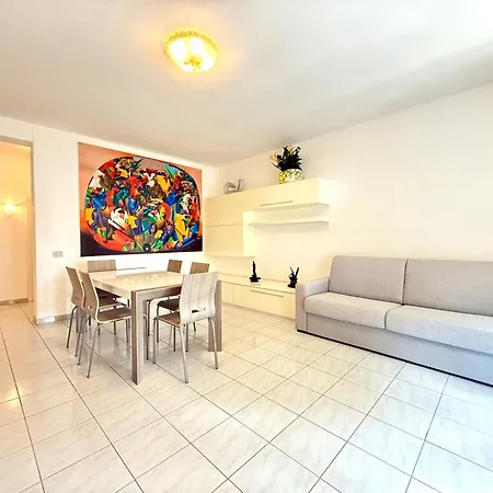 Centralissimo Antonella 8 - Piazza Brescia - Carraro Immobiliare 公寓 利多迪迪耶索洛